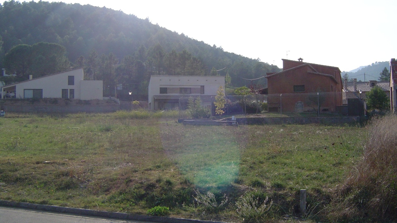 Piece of land  for sale, of 528m² in St Llorenç de la Muga, buildable two floors.