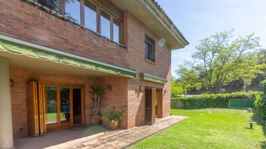 Casa unifamiliar  en venda Zona Palau