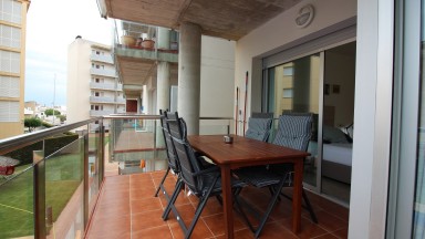 Apartment for sale, with two bedrooms, parking and storage room, à Sta. Margarita.