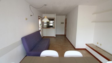 Magnificent apartment for rent on the ground floor on the front line of the sea in Sant Carles