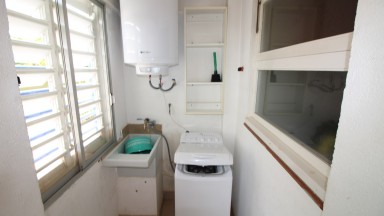 Magnífic apartament per llogar en planta baixa a primera línia de mar a Sant Carles