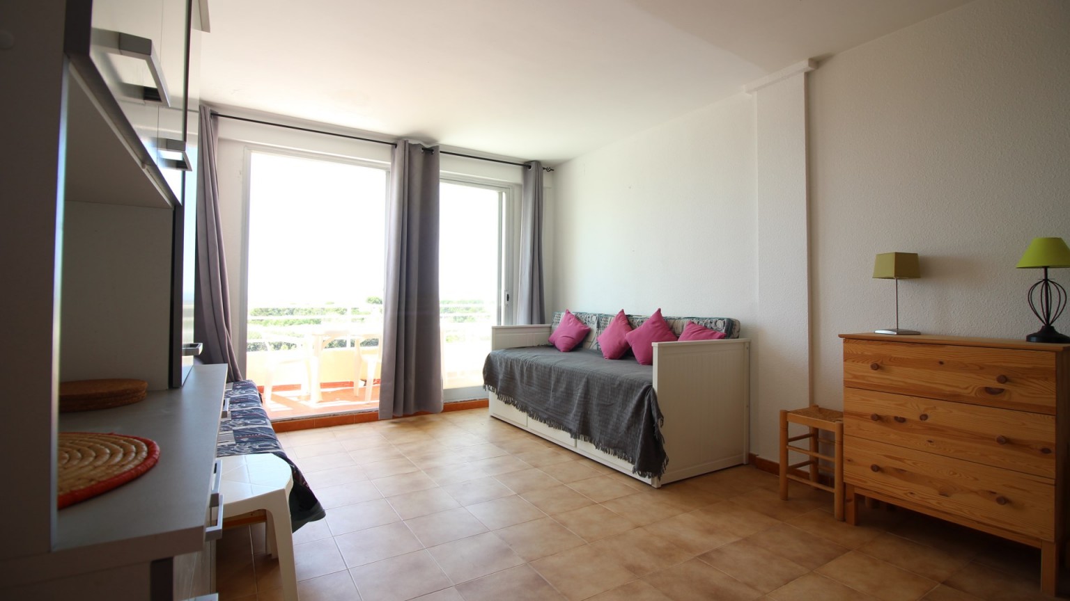 APARTAMENTO CON VISTAS PRECIOSAS  DEL AIGUAMOLLS DE L'EMPORDÀ.