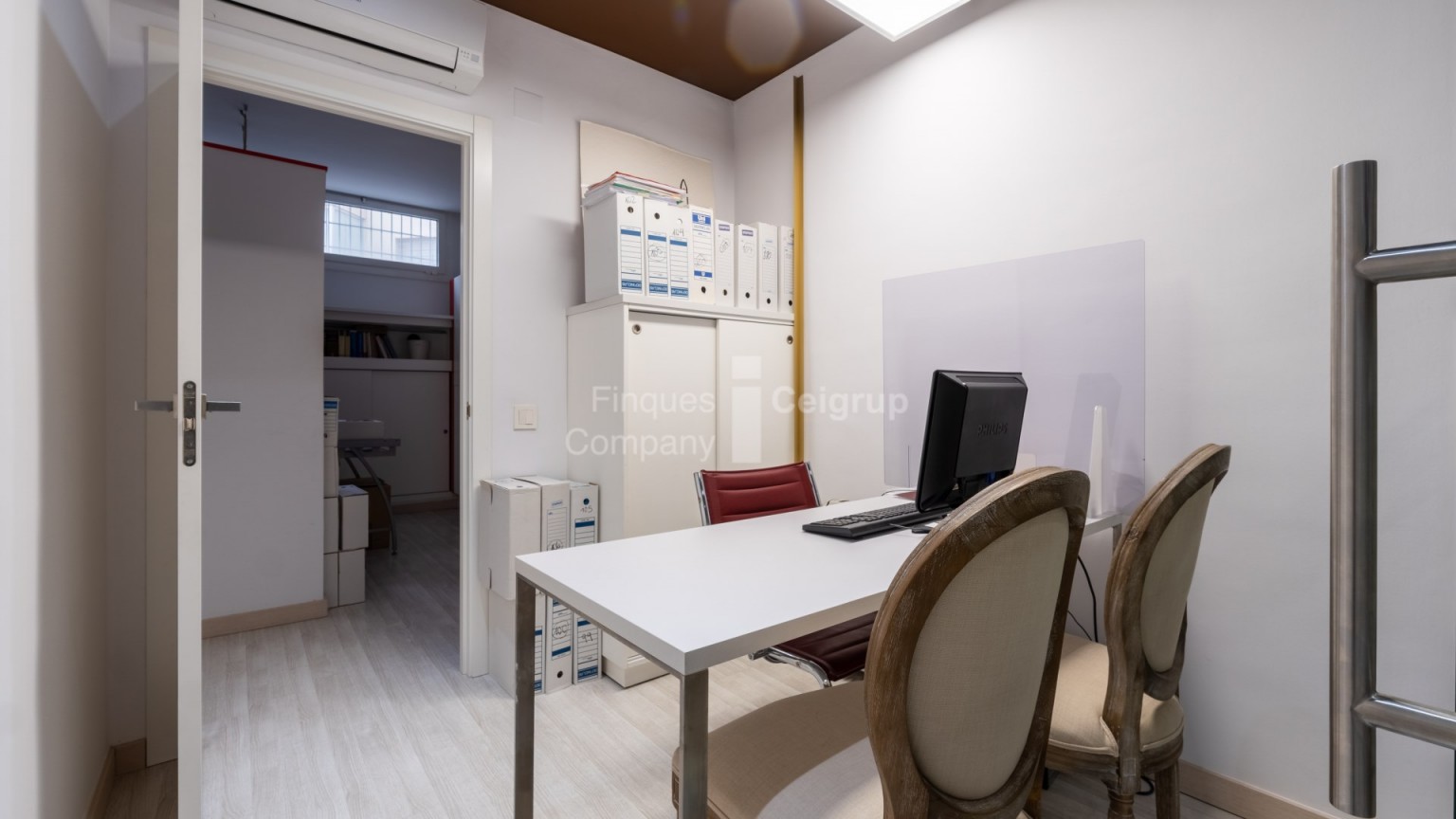  OFFICE FOR RENT IN THE CENTER OF GIRONA IN PERFECT CONDITION. 