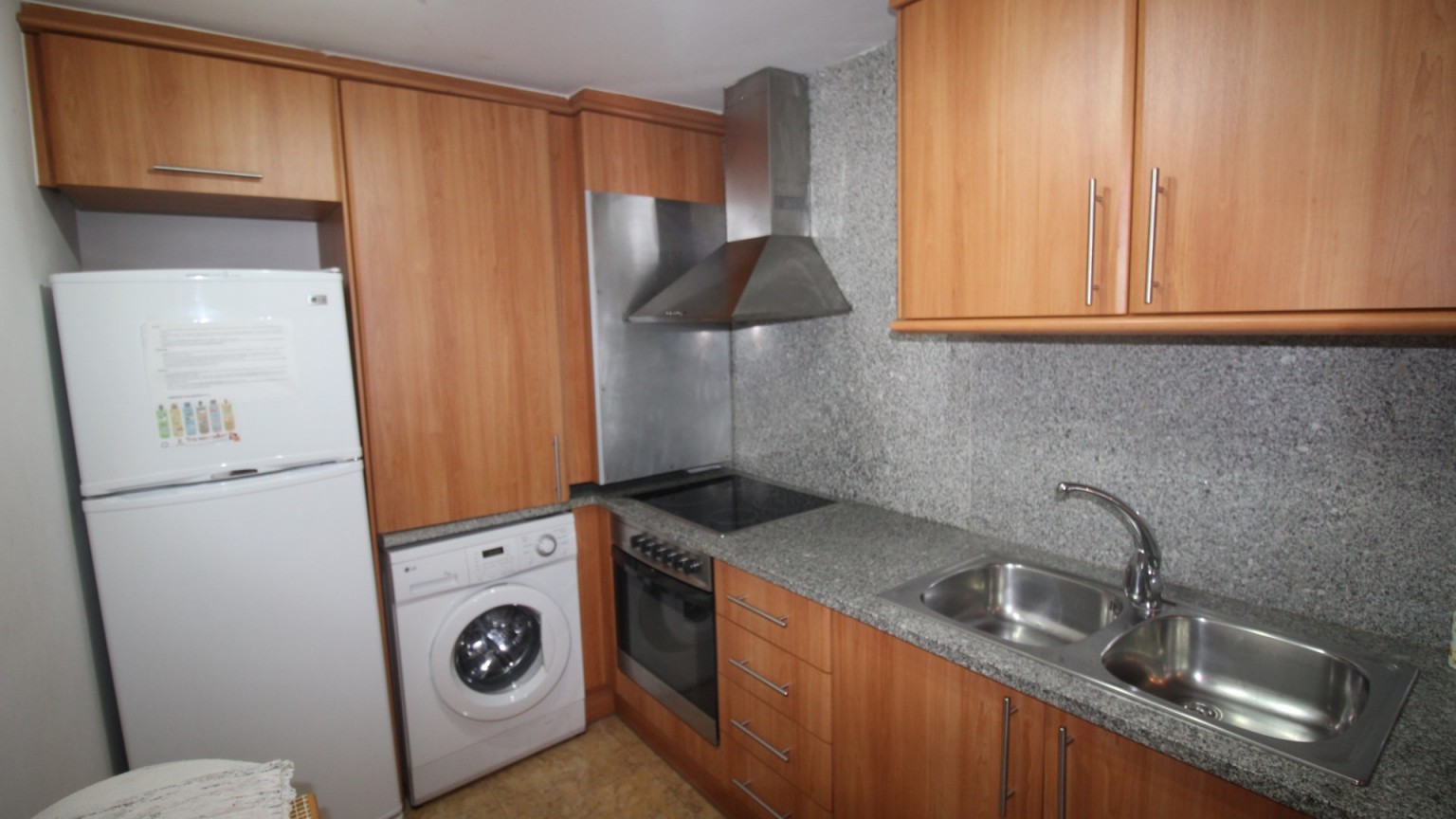 Apartament per llogar fins al 30/06/2025 al Port de Llançà