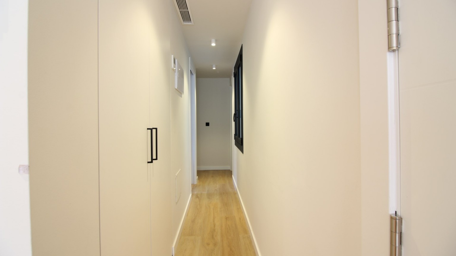 Apartament reformat amb 2 dormitorios al centre de Roses.