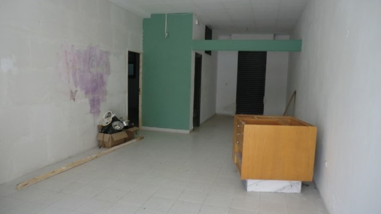 Commercial premise 100m2 in Mas Matas.