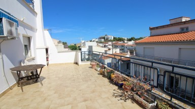 Fantastic duplex for rent in El Port