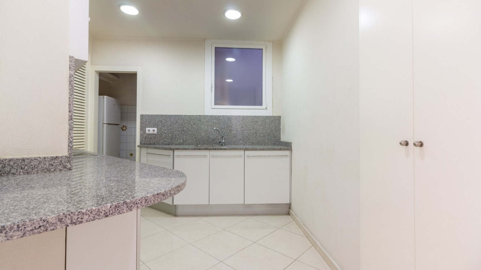 Flat for rent in the Center of Girona. 