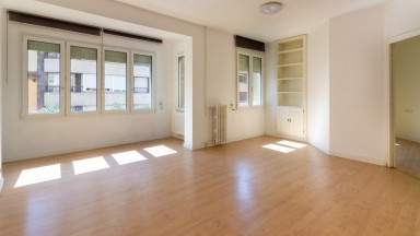 Flat for rent in the Center of Girona. 