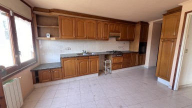  House for sale in the town of Sant Jordi Desvalls. 