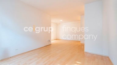 Appartement rénové à louer CONTRAT SAISON UNIQUE