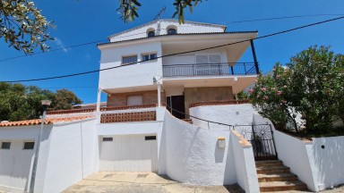 House for rent in La Coma