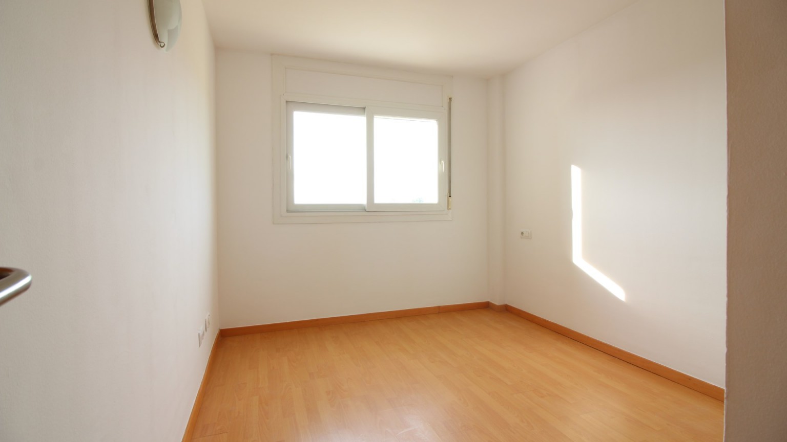 Apartamento con 1 dormitorio, terraza solarium.