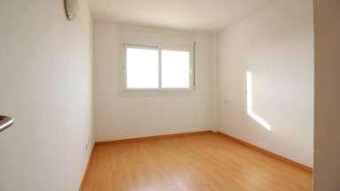 Apartamento con 1 dormitorio, terraza solarium.