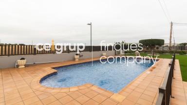 Fantastic detached house with swimming pool in Vilamalla