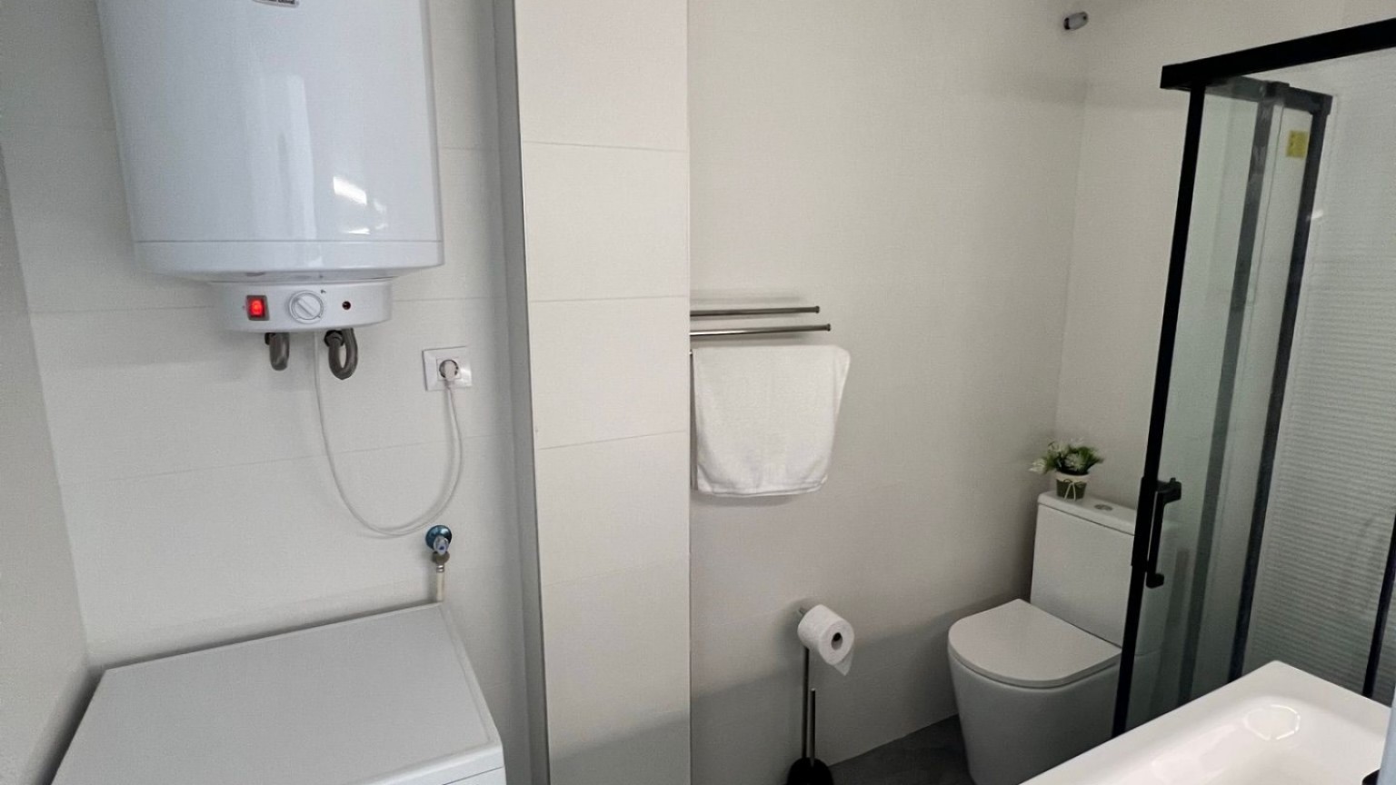 Apartamento en Empuriabrava completamente reformado, con 1 dormitorio.