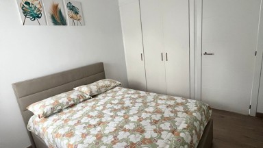 Apartamento en Empuriabrava completamente reformado, con 1 dormitorio.