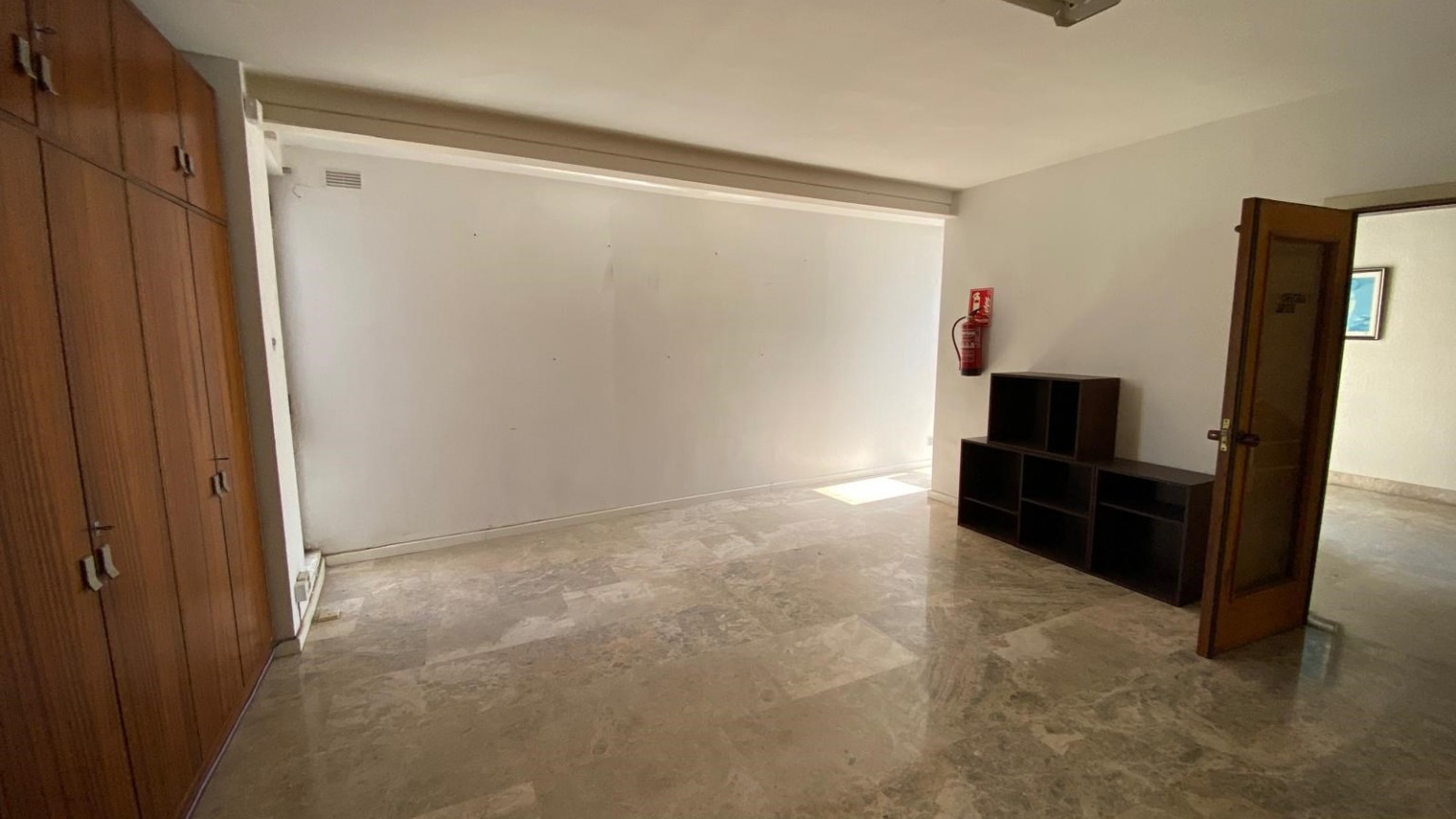 Office in the center of Figueres of 150m2