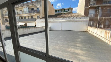 Office in the center of Figueres of 150m2