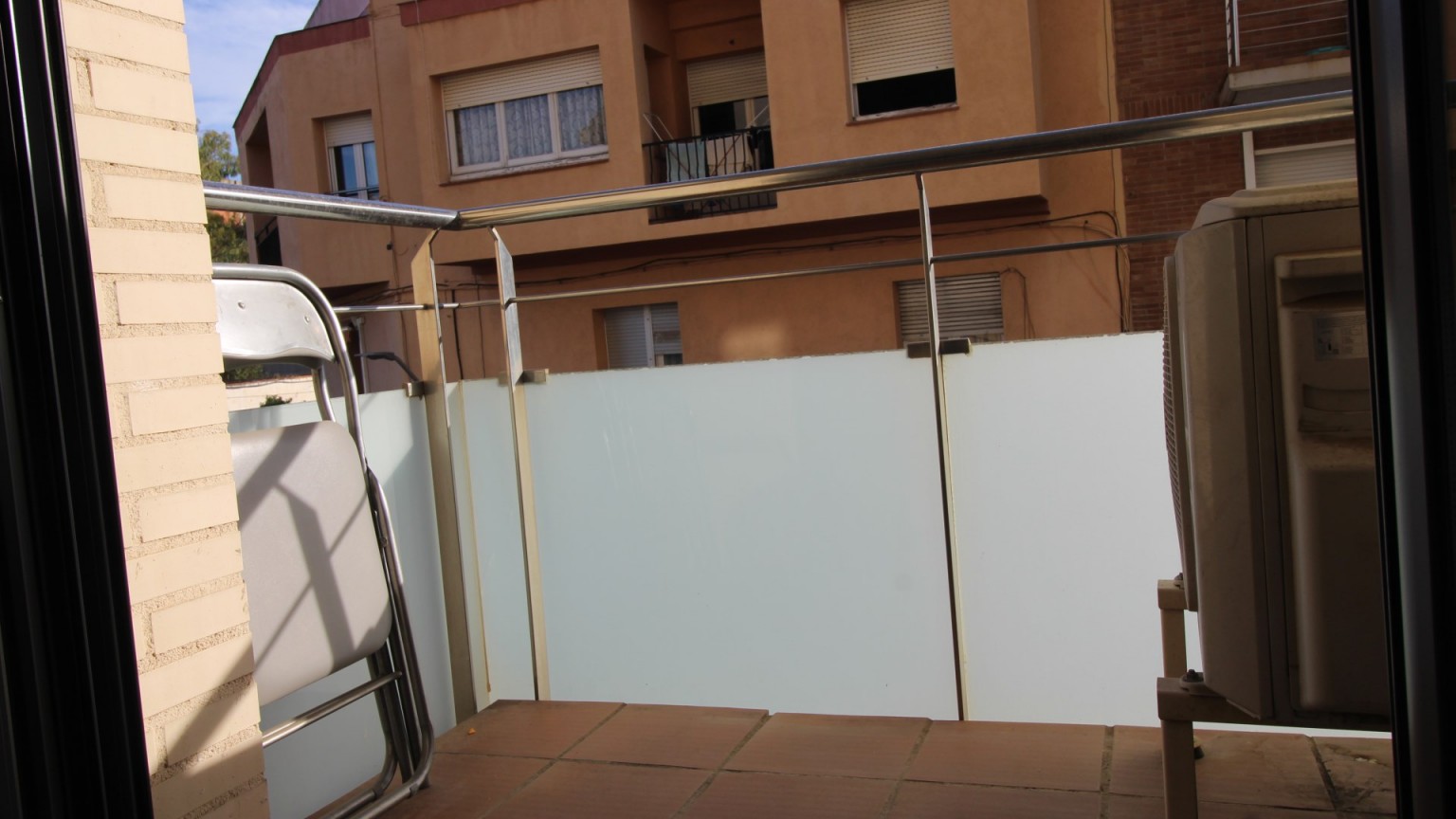 Apartment for sale, 3 bedrooms with parking included, Creu de la mà area.