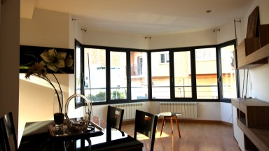 Apartment for sale, 3 bedrooms with parking included, Creu de la mà area.