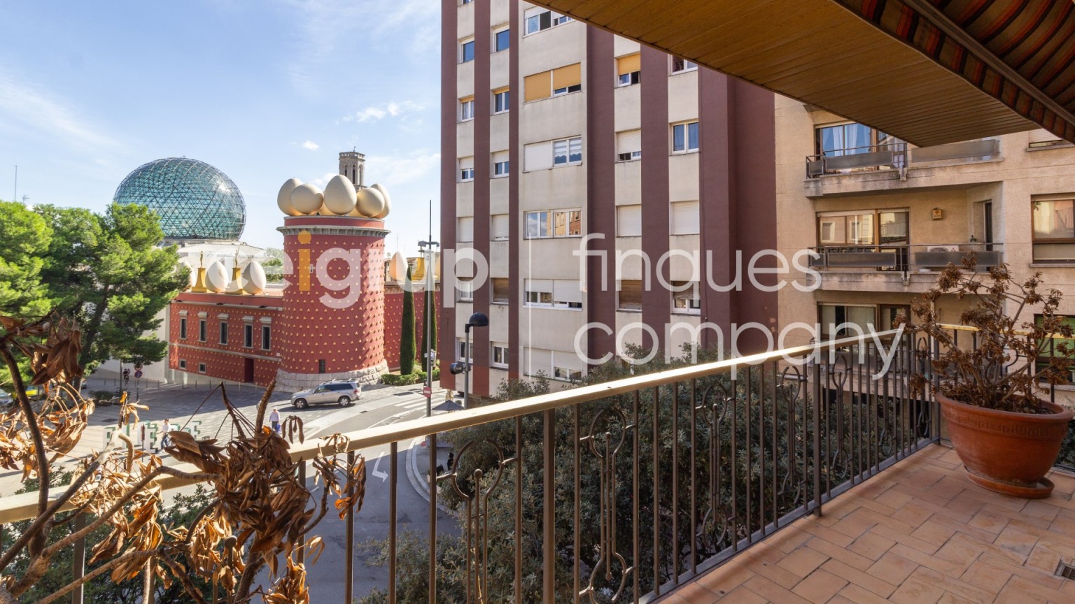 Luminoso piso en venta, con vistas al Museo Dalí de Figueres