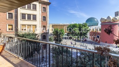 Luminoso piso en venta, con vistas al Museo Dalí de Figueres