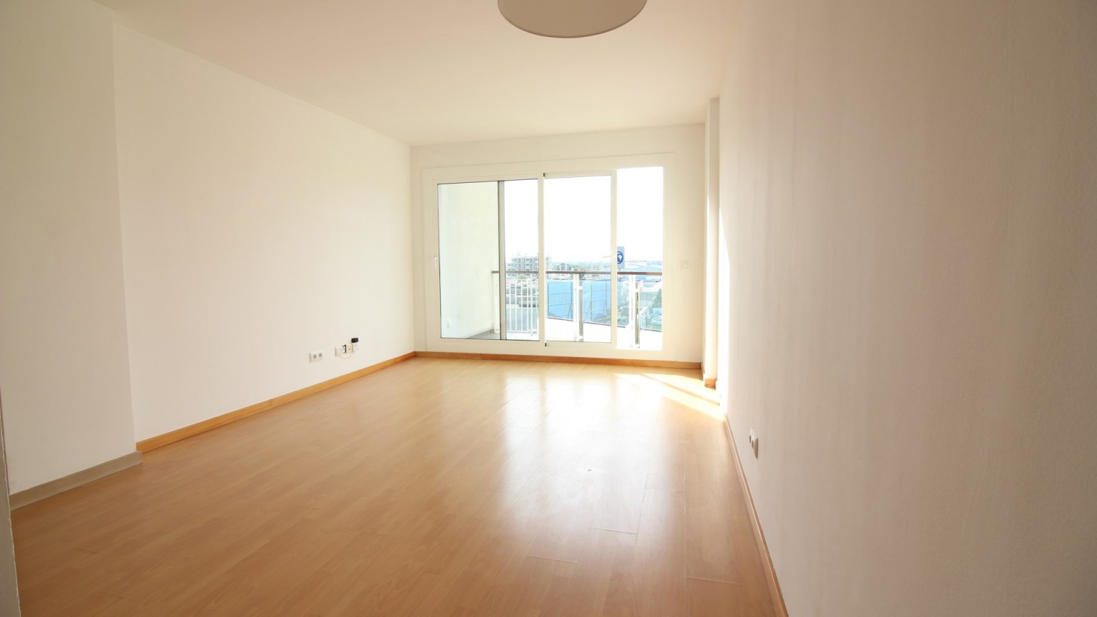 Apartament with 1 bedroom, solarium terrace.