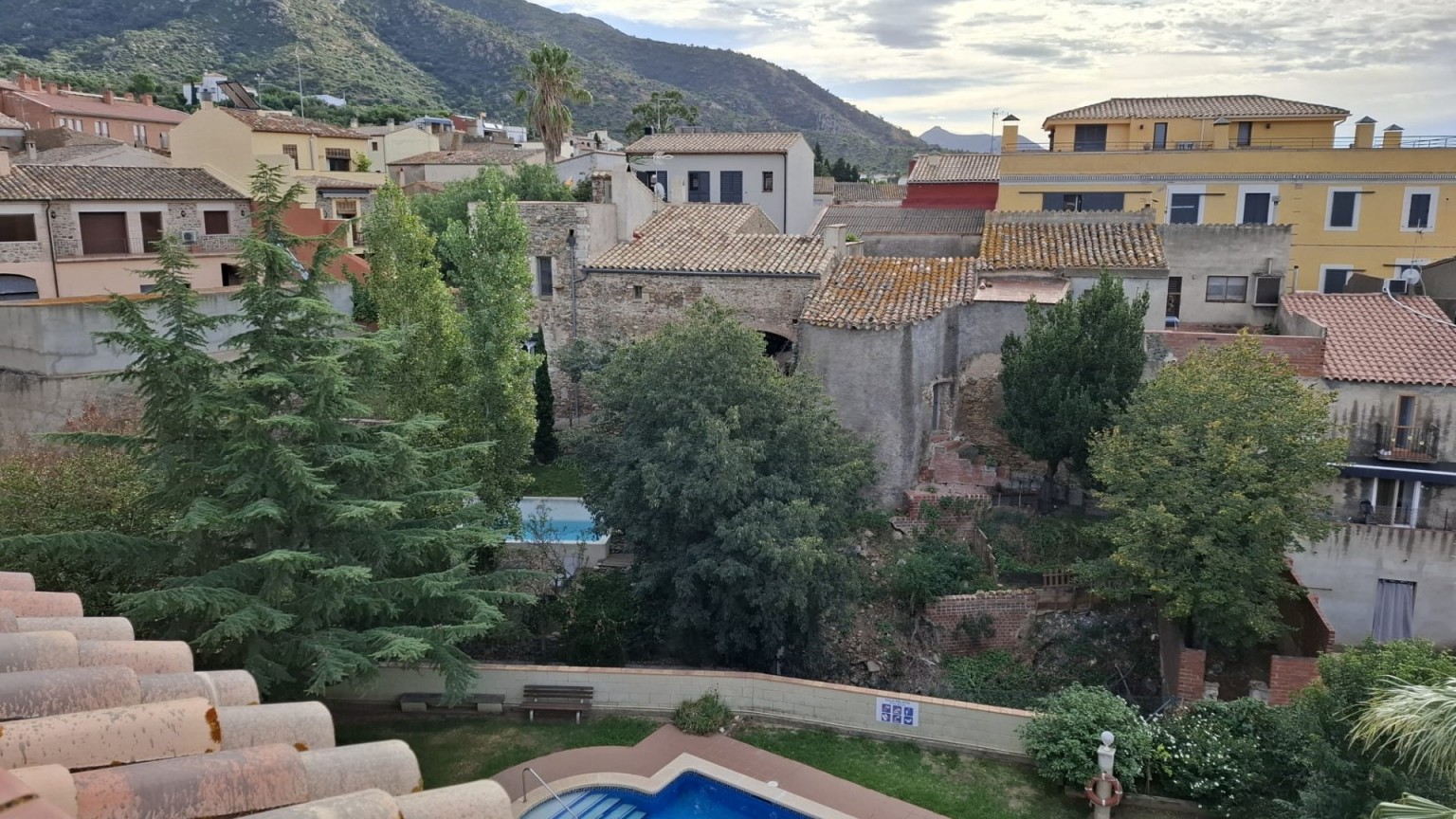 Nice apartment for rent in Palau-Saverdera