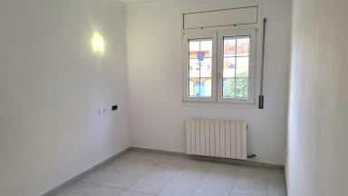 Nice apartment for rent in Palau-Saverdera