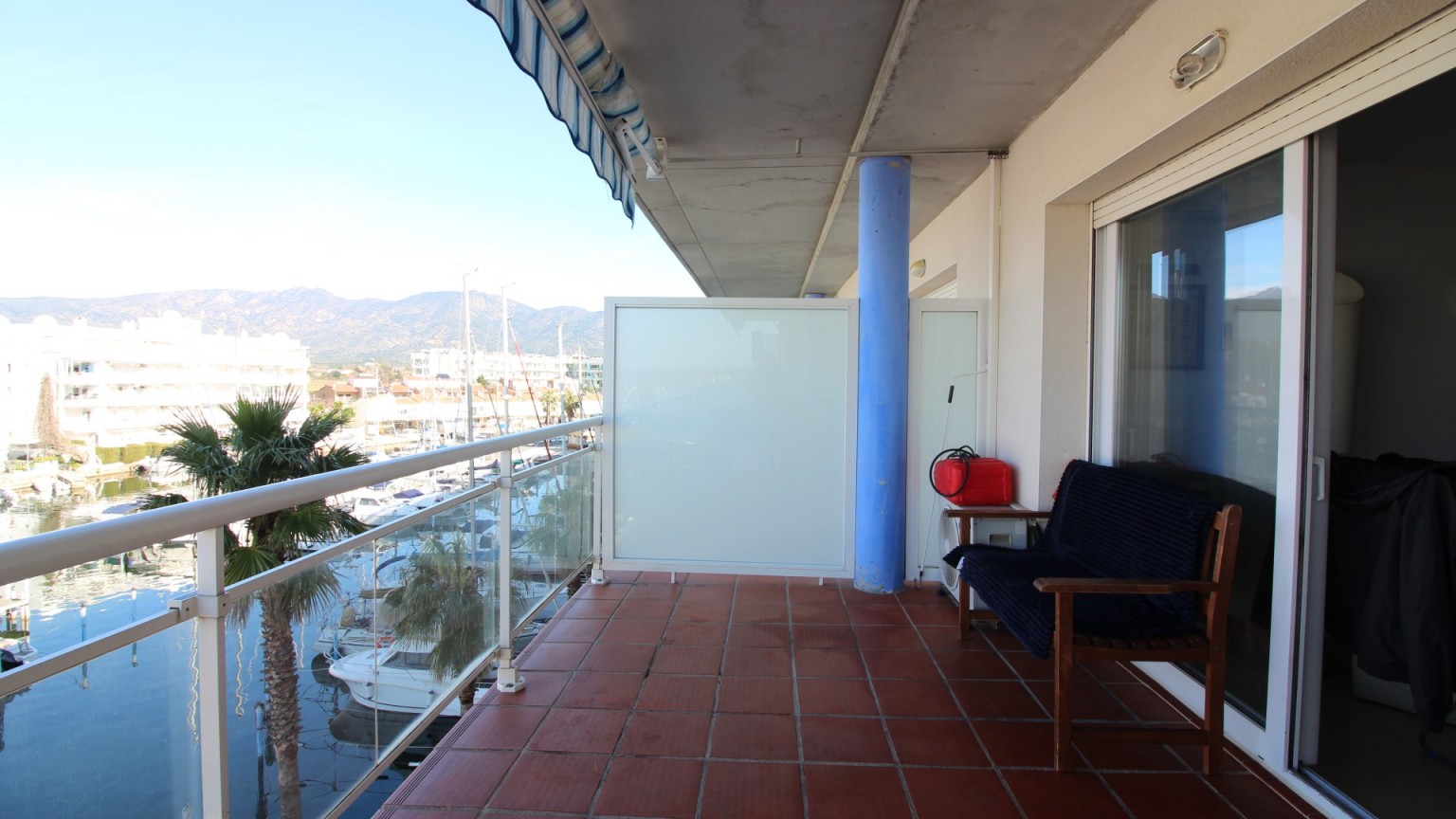 Apartament amb pàrquing a Santa Margarita