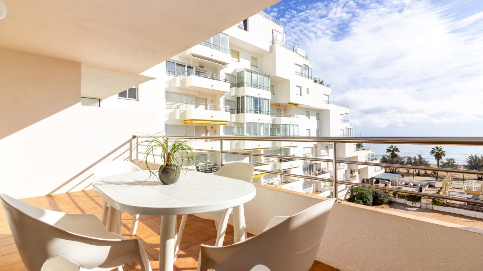 Apartament a primera linea de mar amb vistes espectaculars