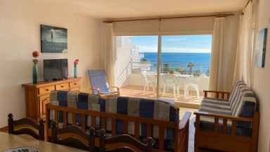 Apartament a primera linea de mar amb espectaculars vistes