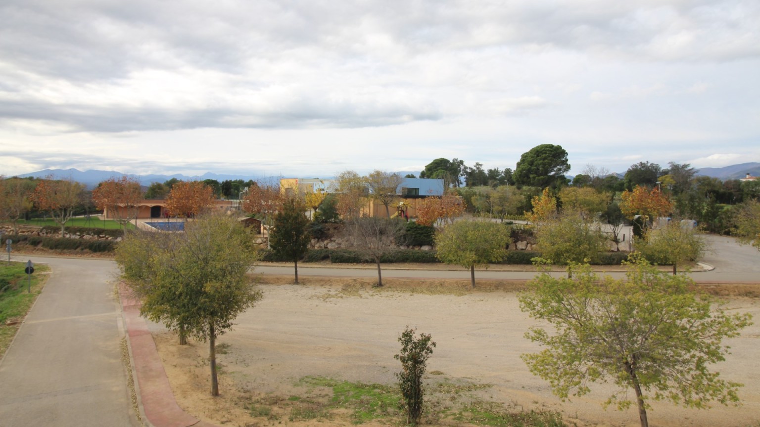 Maison jumelée à vendre avec jardin, à Vilamaniscle