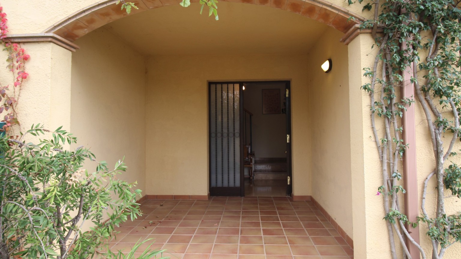 Maison jumelée à vendre avec jardin, à Vilamaniscle