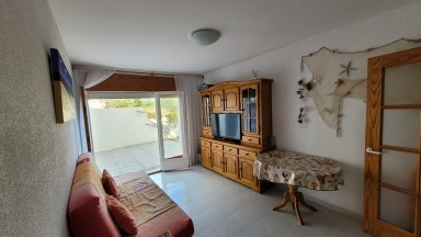 Bonito apartamento en alquiler en Cap Ras