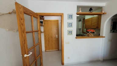 Bonito apartamento en alquiler en Cap Ras