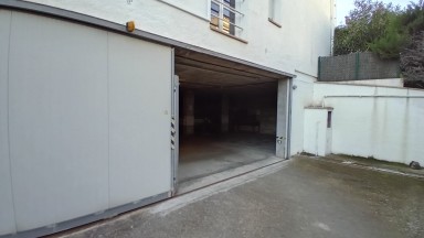 Parking for sale in a private garage in La Farella