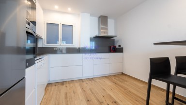 Fantàstic apartament en venda a primera línia del Port de Llançà