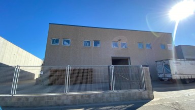 Bâtiment industriel à louer sur le site de la foire de Figueres